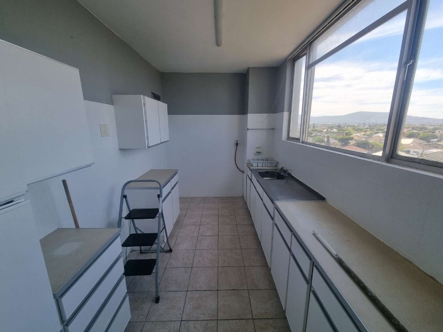 To Let 2 Bedroom Property for Rent in Townsend Estate Western Cape